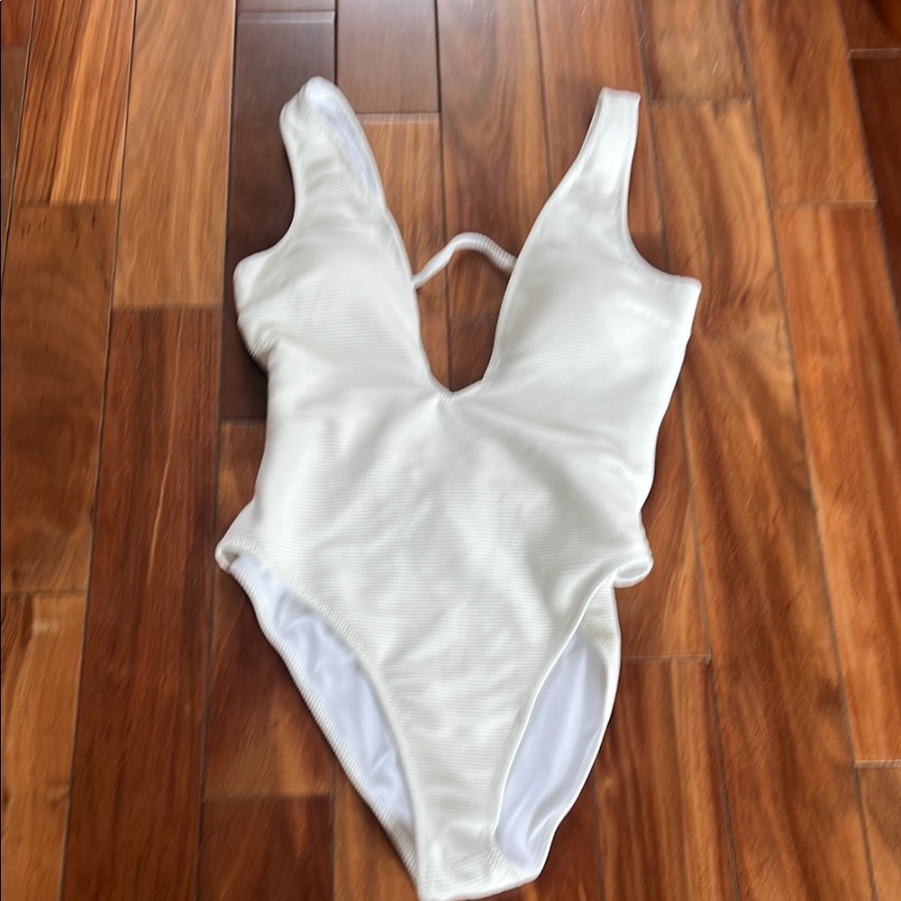 Cupshe White One Piece Swimsuit
